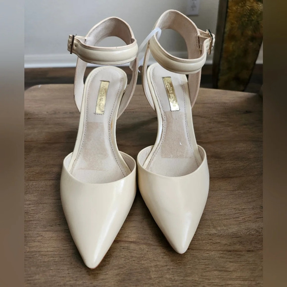 LOUISE ET CIE KOTA Ankle Strap Pointed-Toe Pumps Creme FRAICHE Nude Pumps 5.5 - Picture 1 of 9